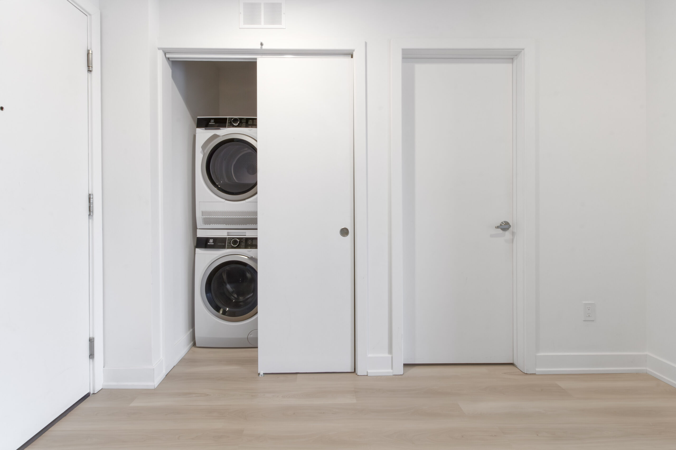 505-820 Archibald-web-8